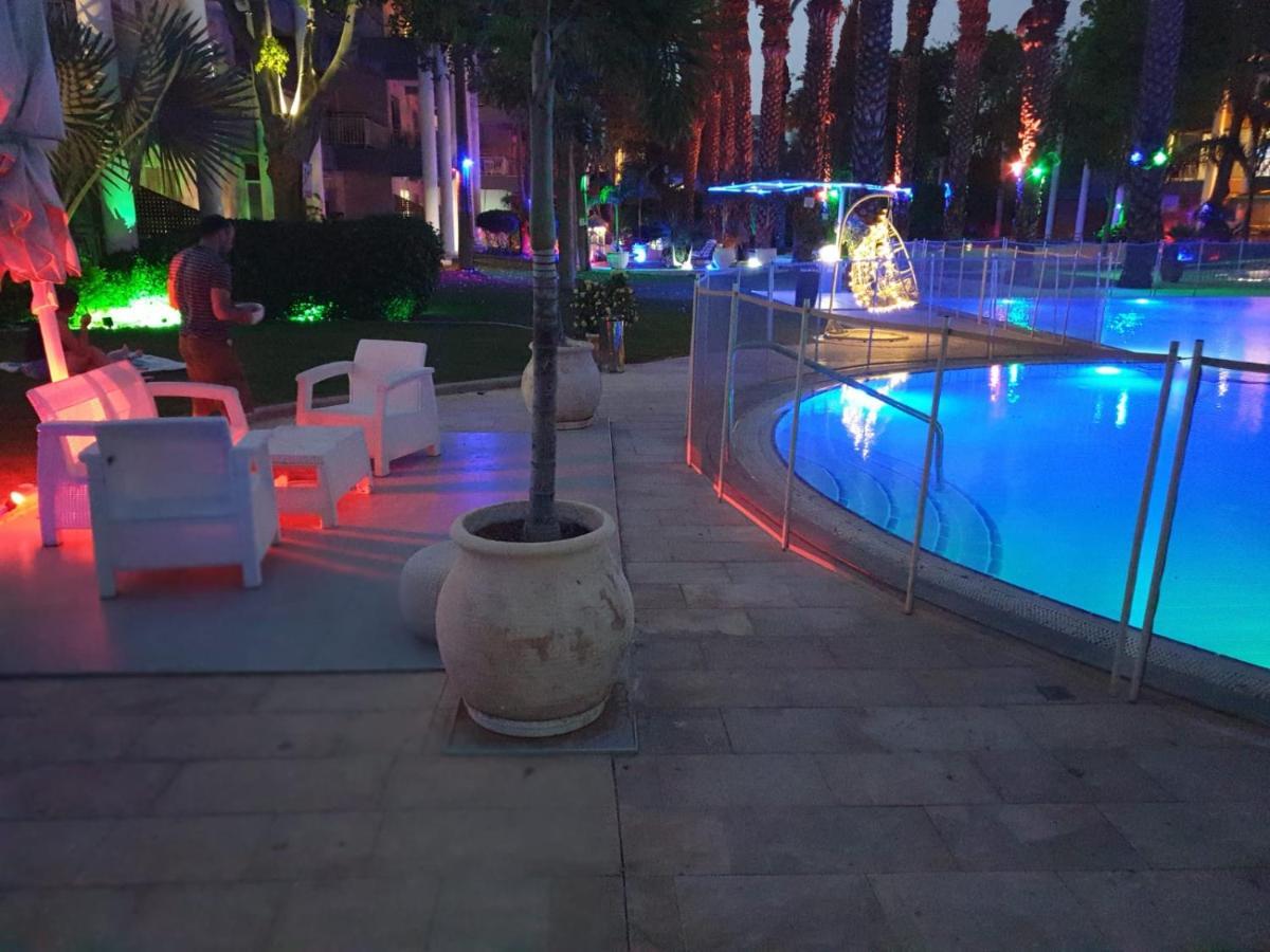 רויאל פארק1 Apartment Eilat Exterior photo